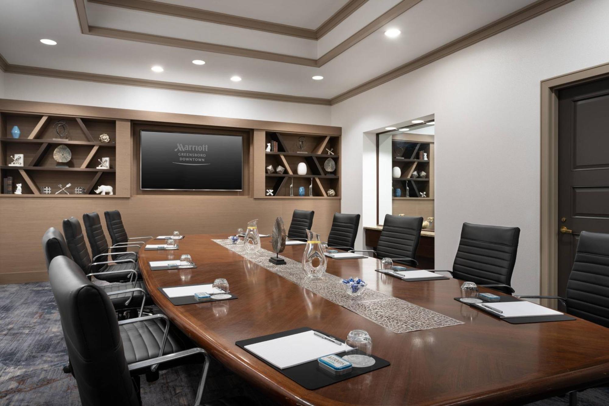 Marriott Greensboro Downtown Екстериор снимка