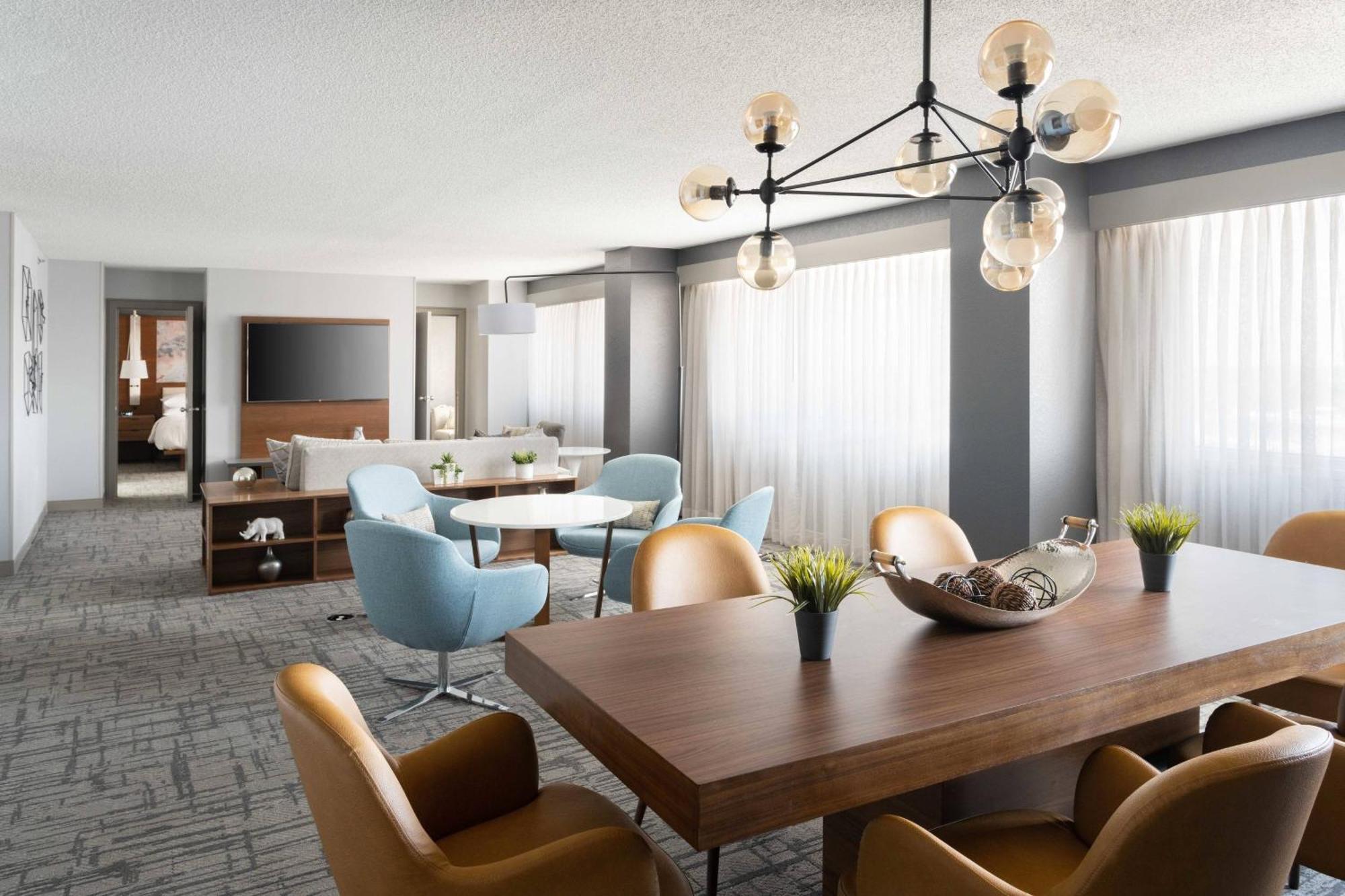 Marriott Greensboro Downtown Екстериор снимка