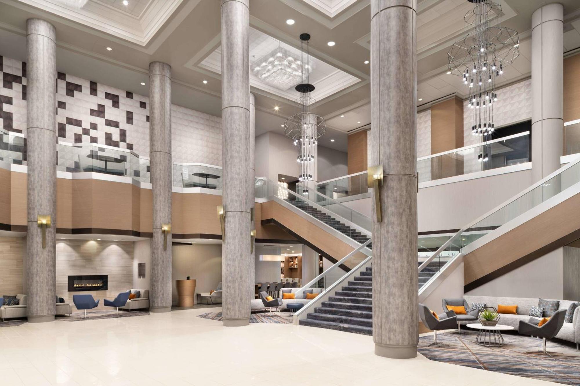 Marriott Greensboro Downtown Екстериор снимка